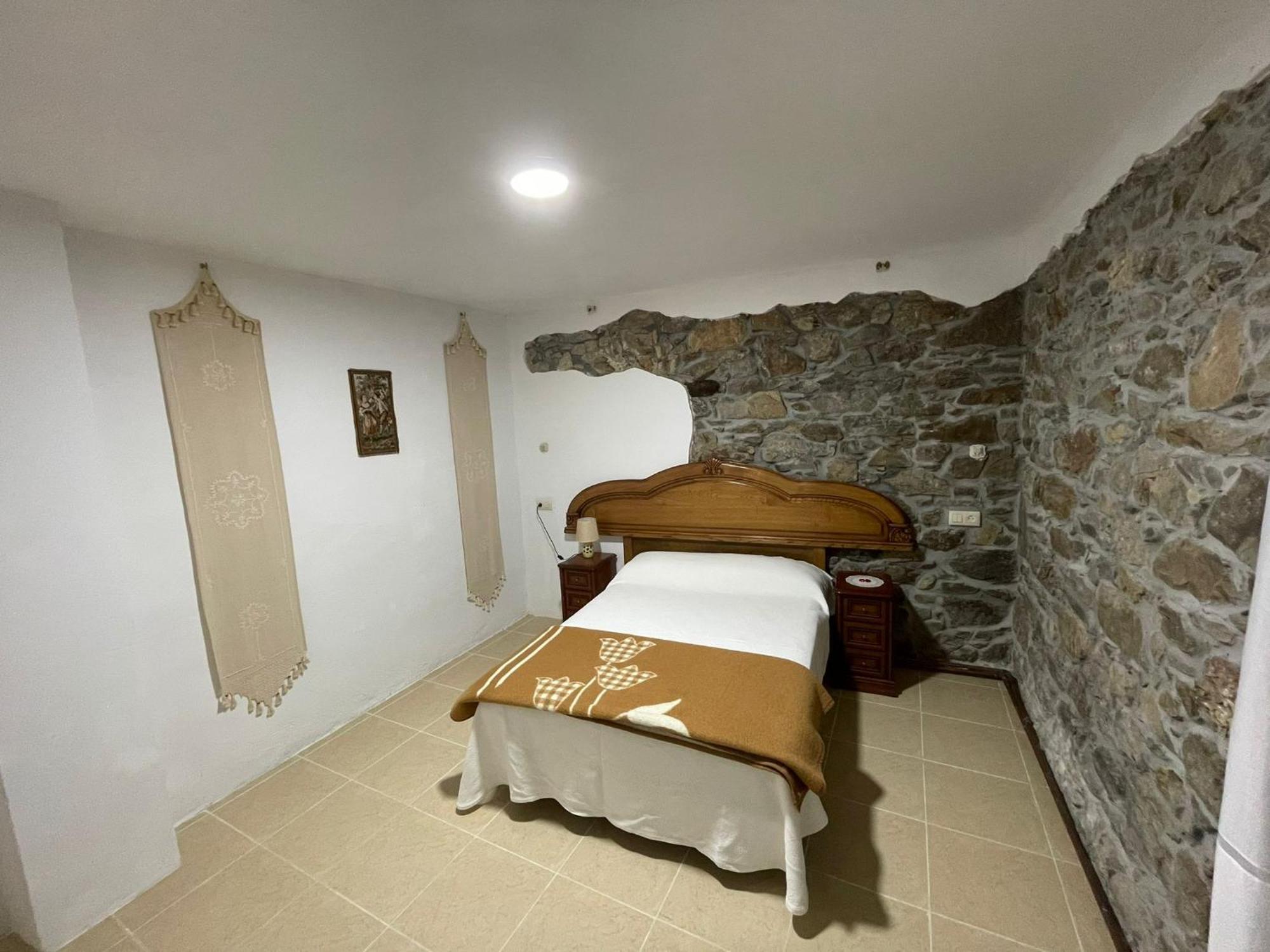 Hotel El Nuevo Semellon Aceptamos Mascotas Tineo Exteriér fotografie