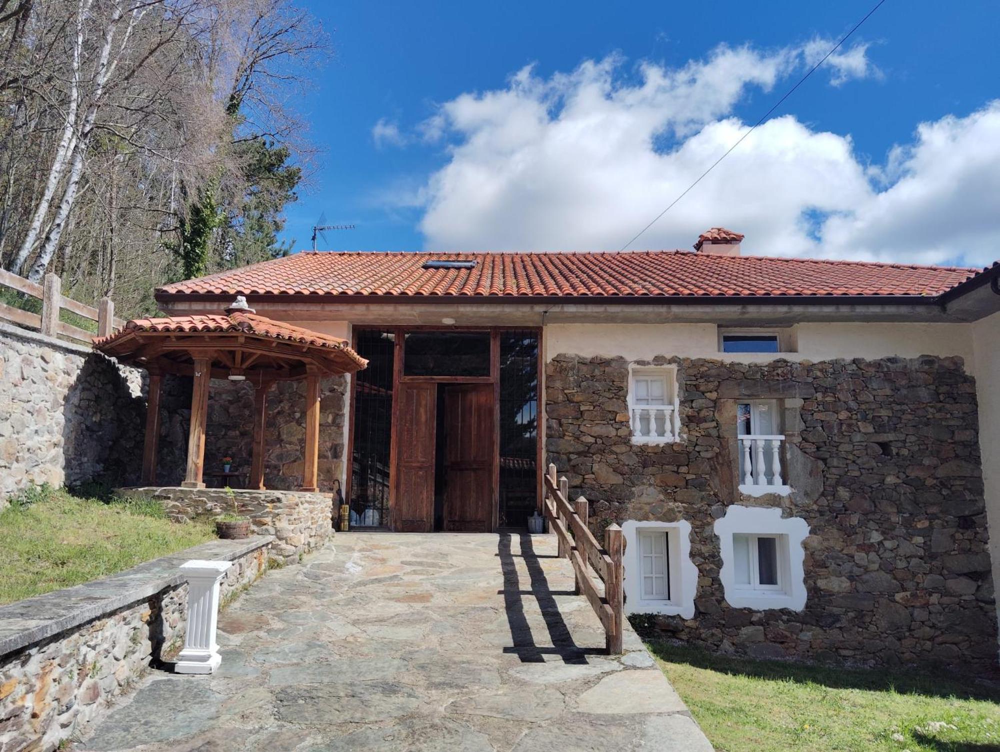 Hotel El Nuevo Semellon Aceptamos Mascotas Tineo Exteriér fotografie